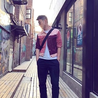 sunny的第二张照片--九龙闪婚服务中心