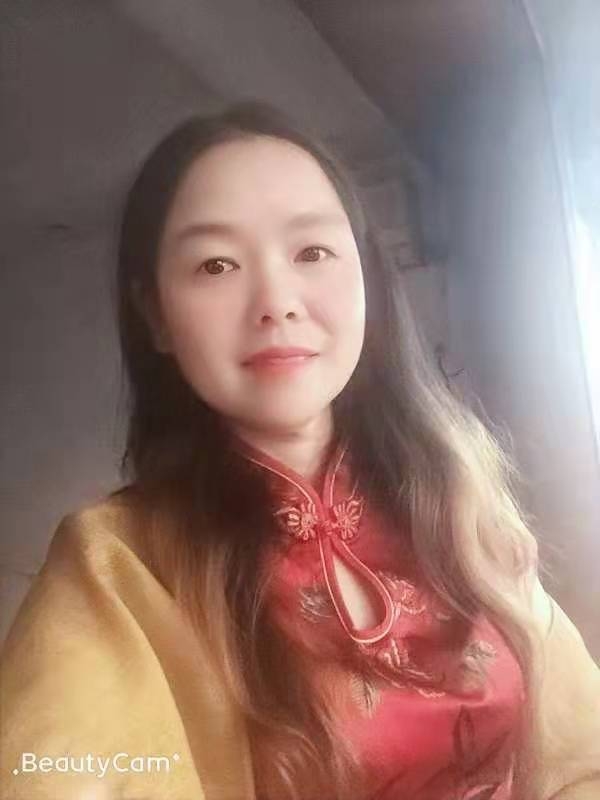 姚遠的第一张照片--九龙闪婚服务中心