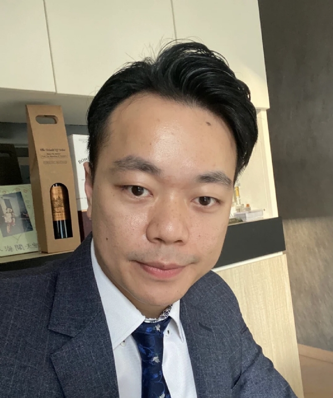cong的第一张照片--九龙闪婚服务中心