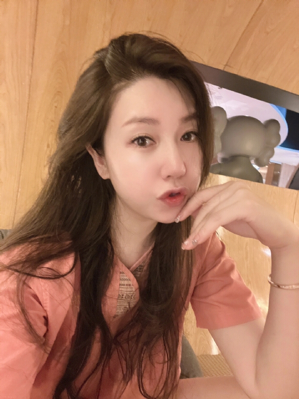 晴天的第一张照片--九龙闪婚服务中心
