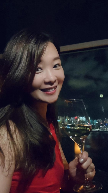 木加薪的第一张照片--九龙闪婚服务中心